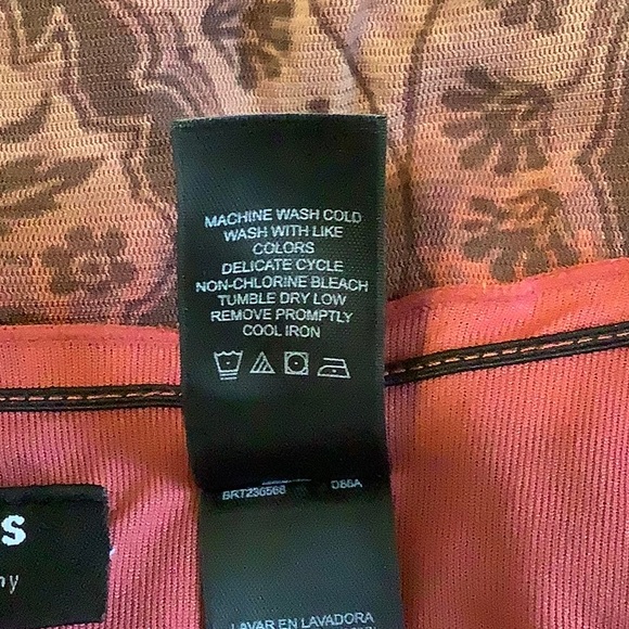 ❤️AXCESS, cap sleeve, scoop neck top, size Medium, fits more like a large. - Picture 7 of 7